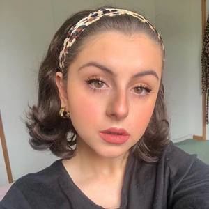 Meet your Posher, Georgia